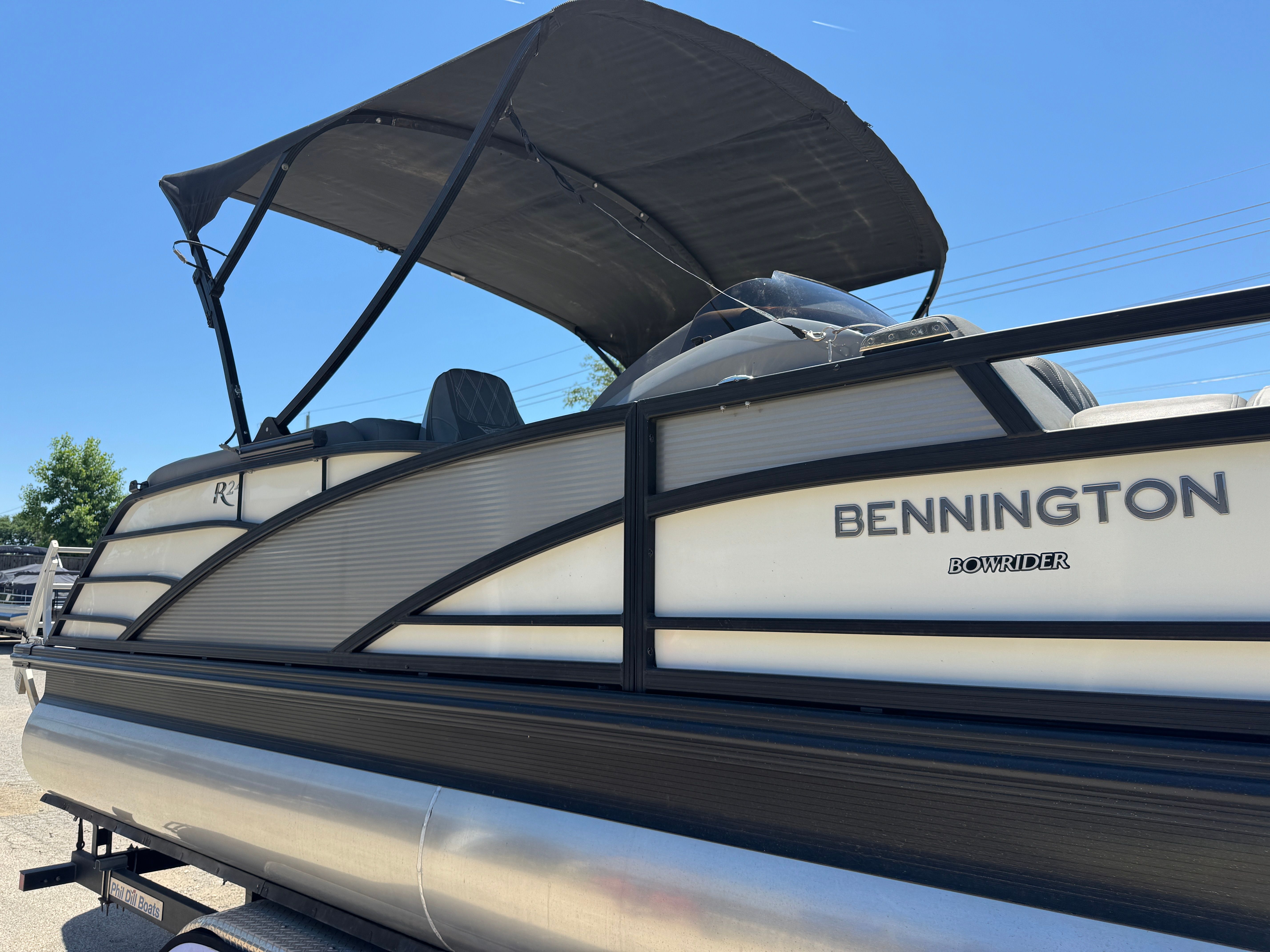 2022 BENNINGTON 24 RTFB - Image 18