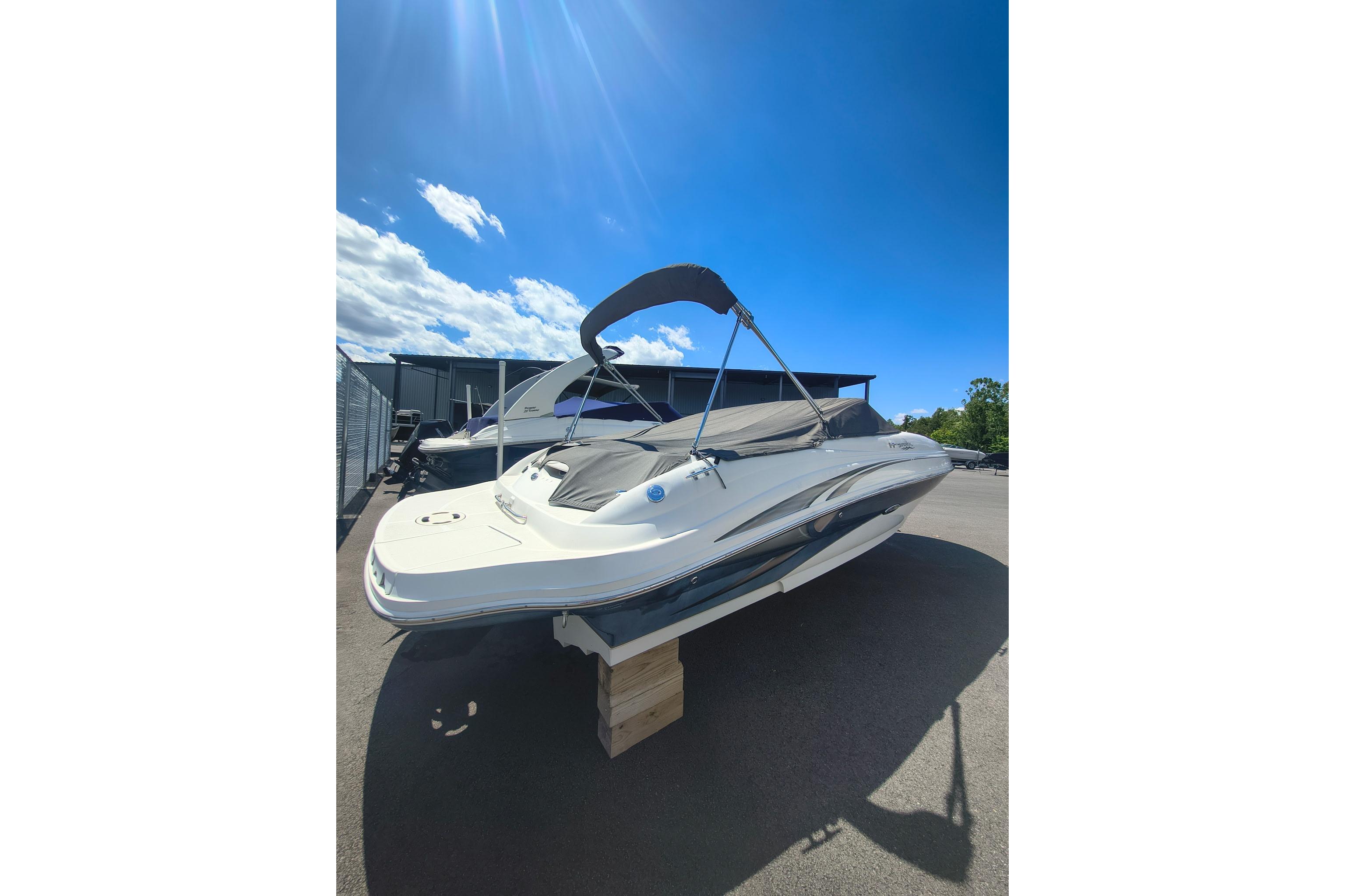 2004 Sea Ray 220