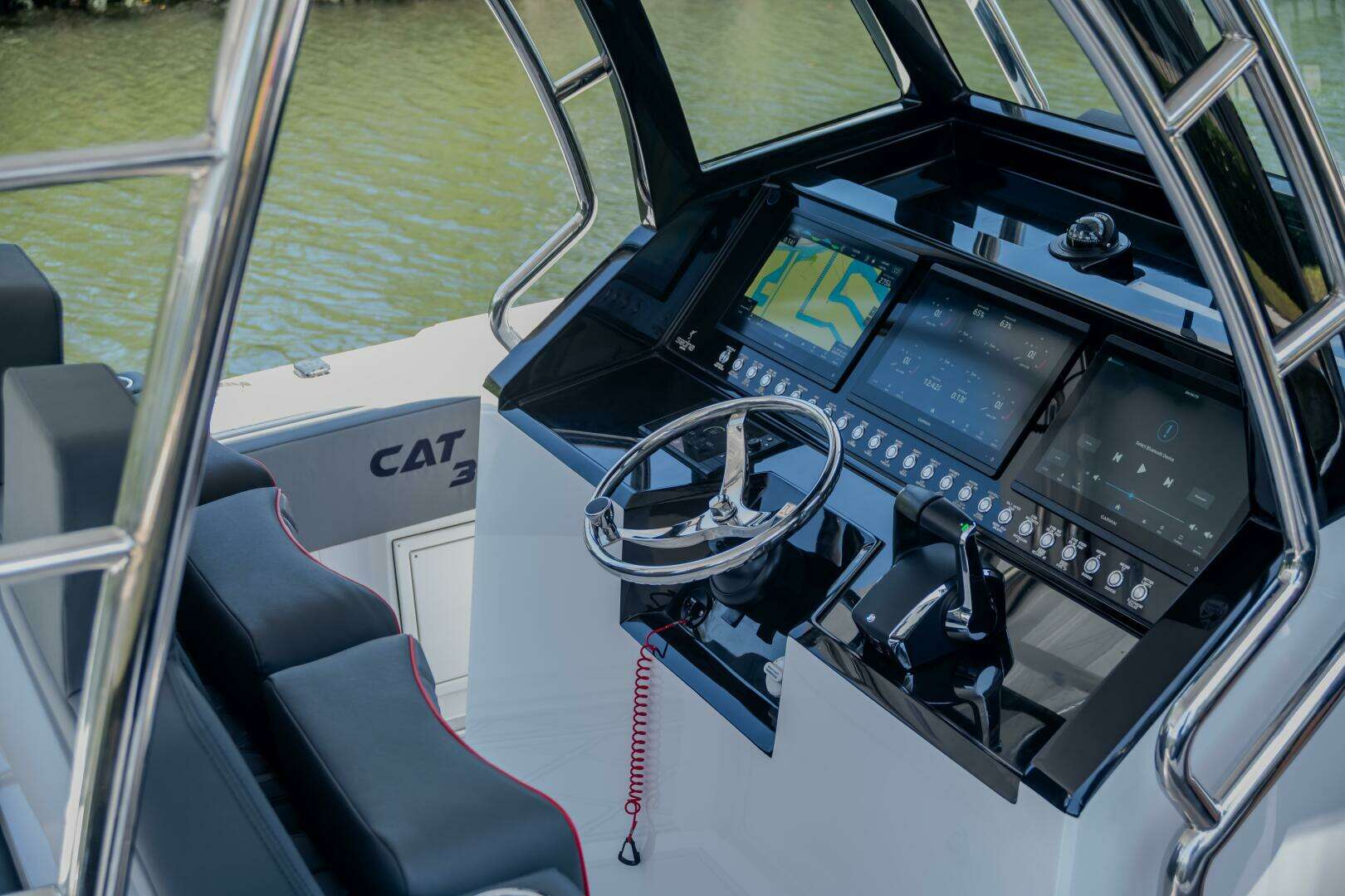2025 Sedna 37 Open - Image 12
