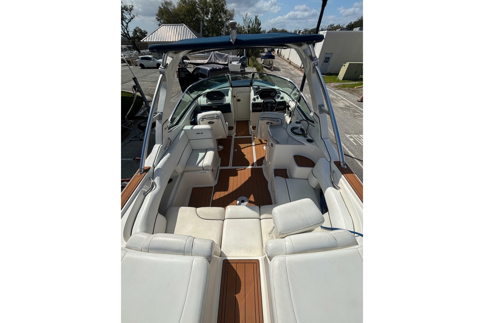 2008 Sea Ray 270 Sundeck - Image 18