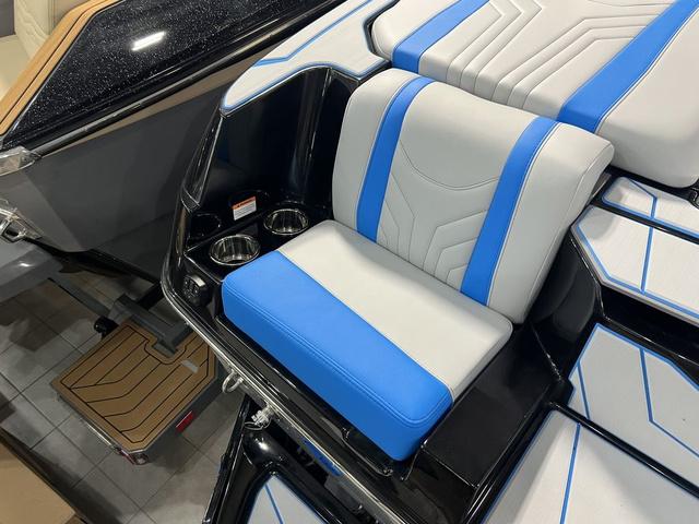 2025 Malibu Wakesetter 25 LSV - 9