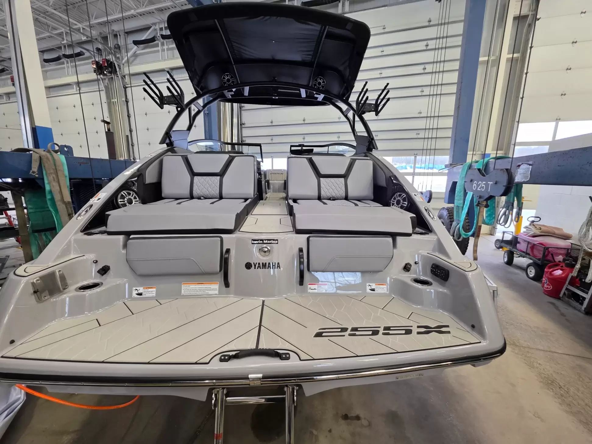 2026 Yamaha Boats 255XD - 4