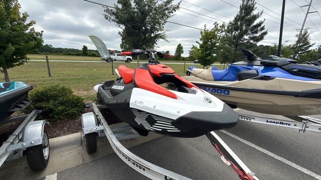 2025 Sea-Doo SPARK 3-UP 900 ACE 90 TRIXX - 7