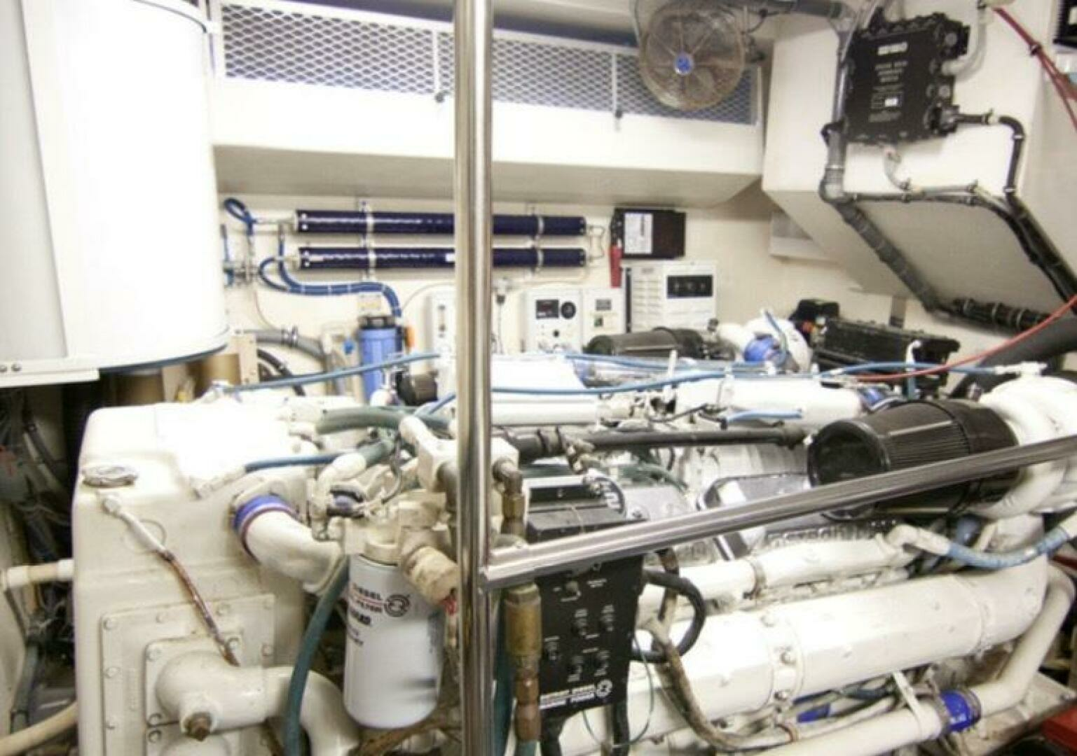 1994 Hatteras 70 Cockpit Motor Yacht - Image 70