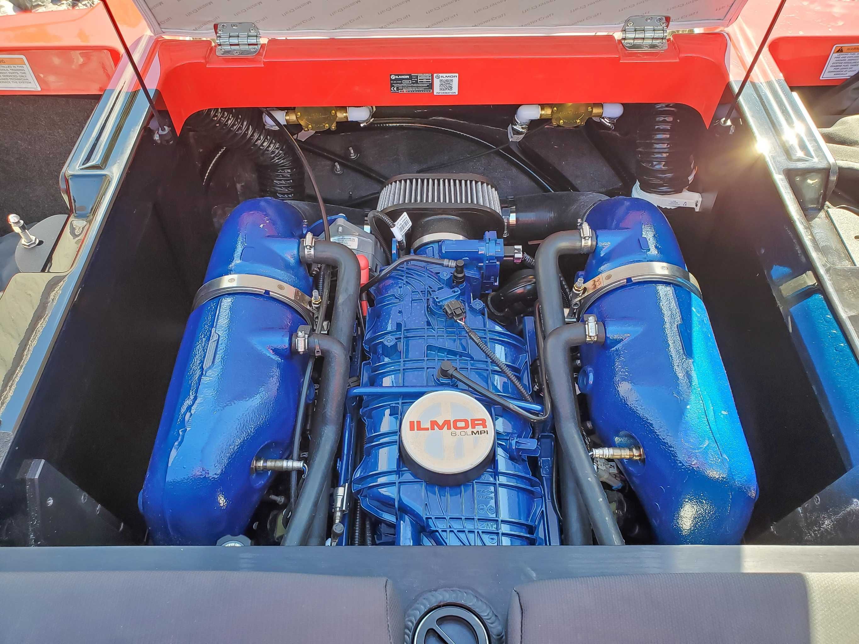 2021 MasterCraft XT25 - 23
