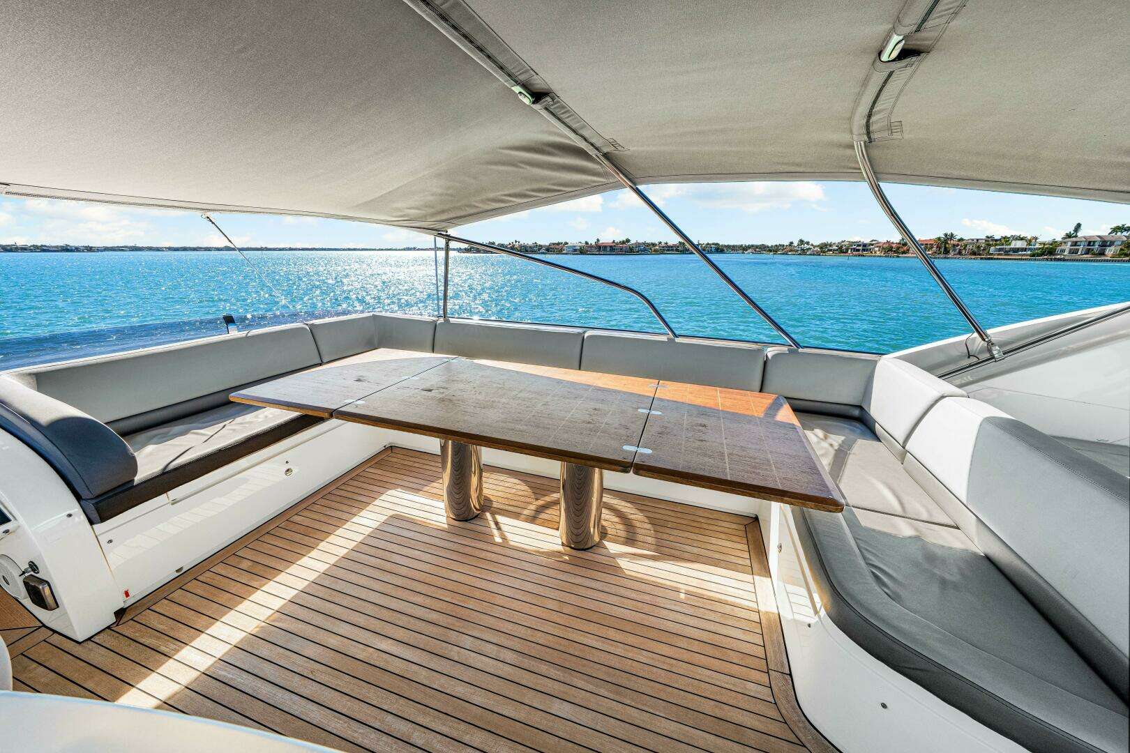 2014 Princess Y72 - Image 103