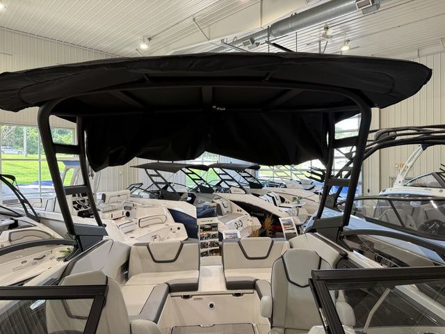 2025 Yamaha Boats AR250 - 26