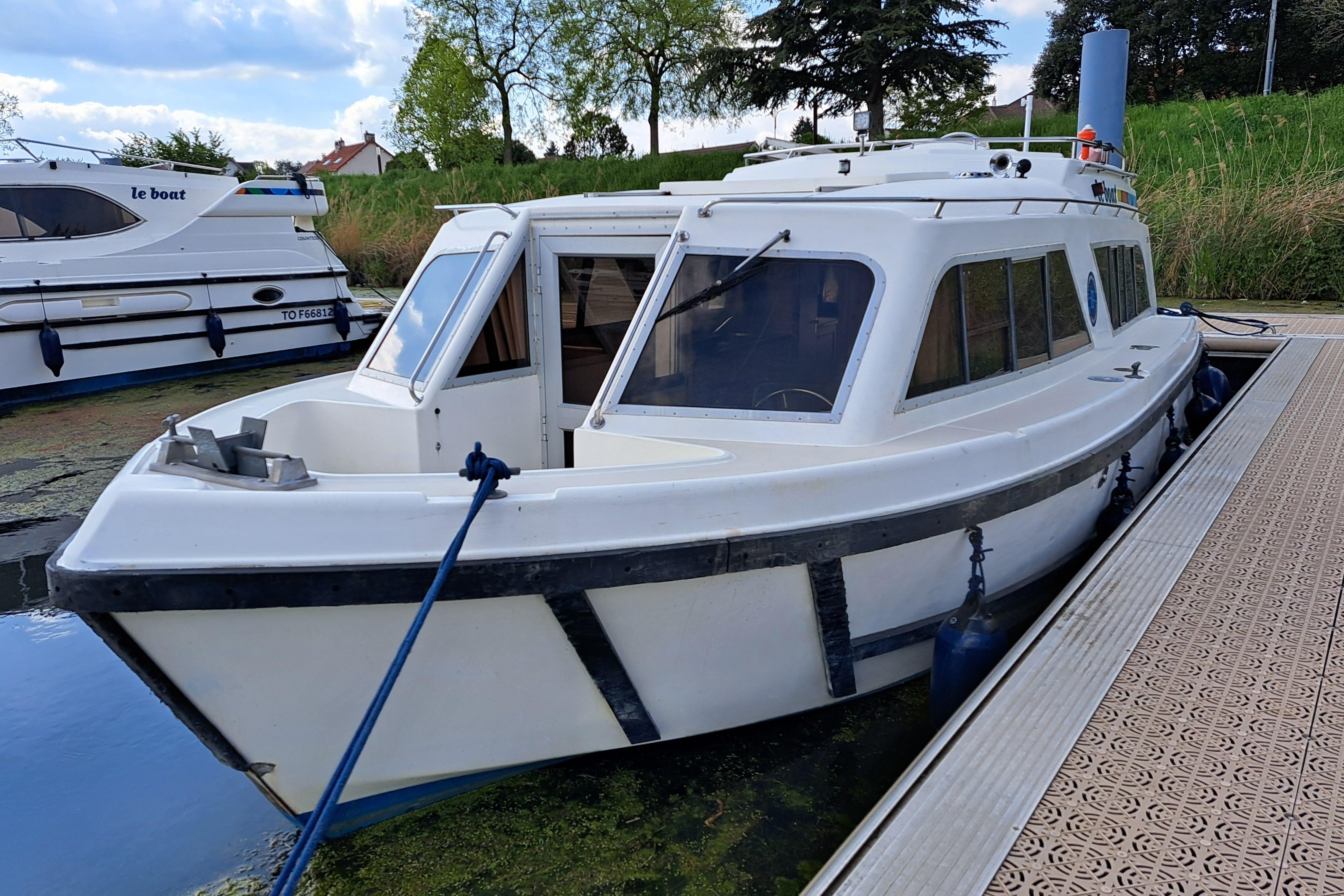 2001 Le Boat Cirrus