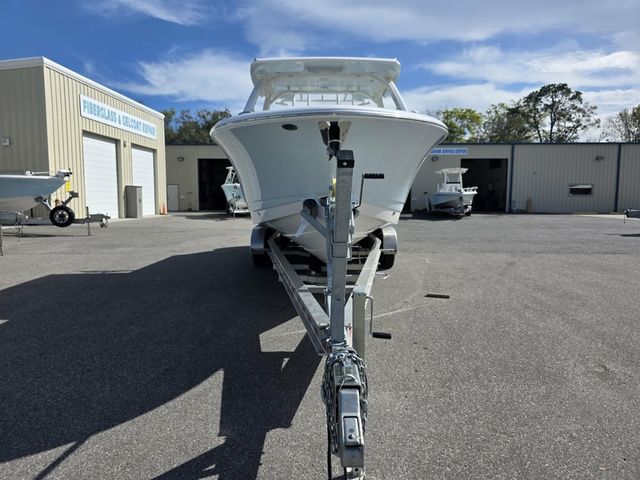 2026 Robalo R277 - 8