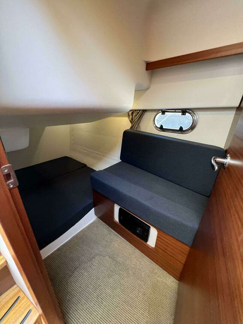 2018 Nimbus 365 Coupe - Image 57