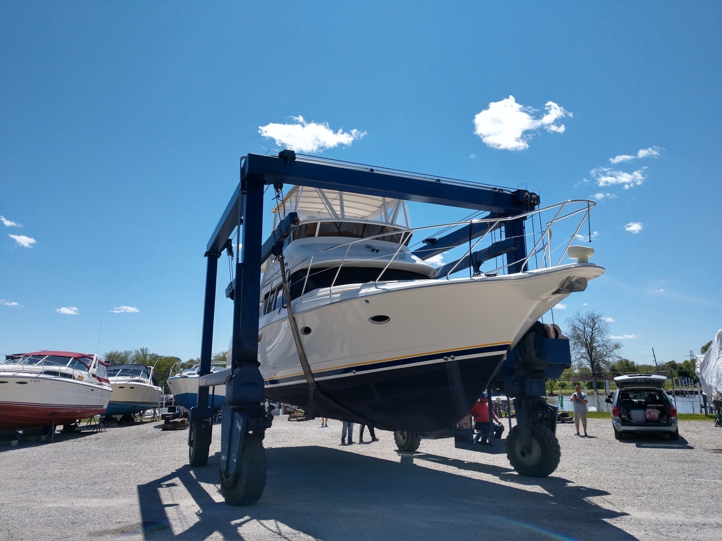 1999 Silverton 422 - Image 11