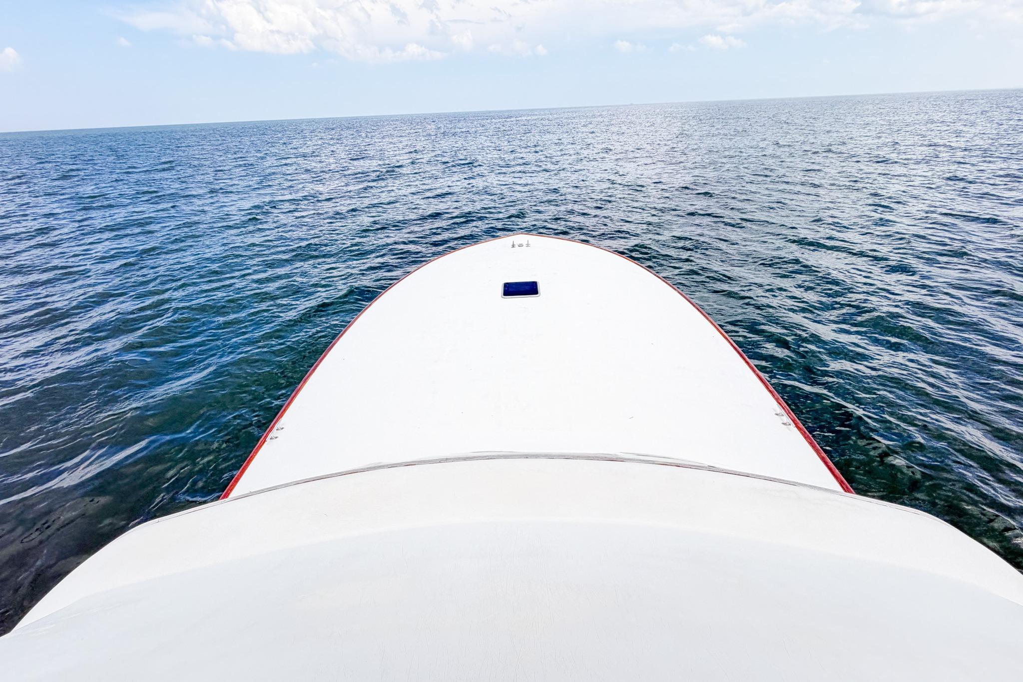 Bow view of 1998 Blackwell Custom Carolina Sportfish on open sea.