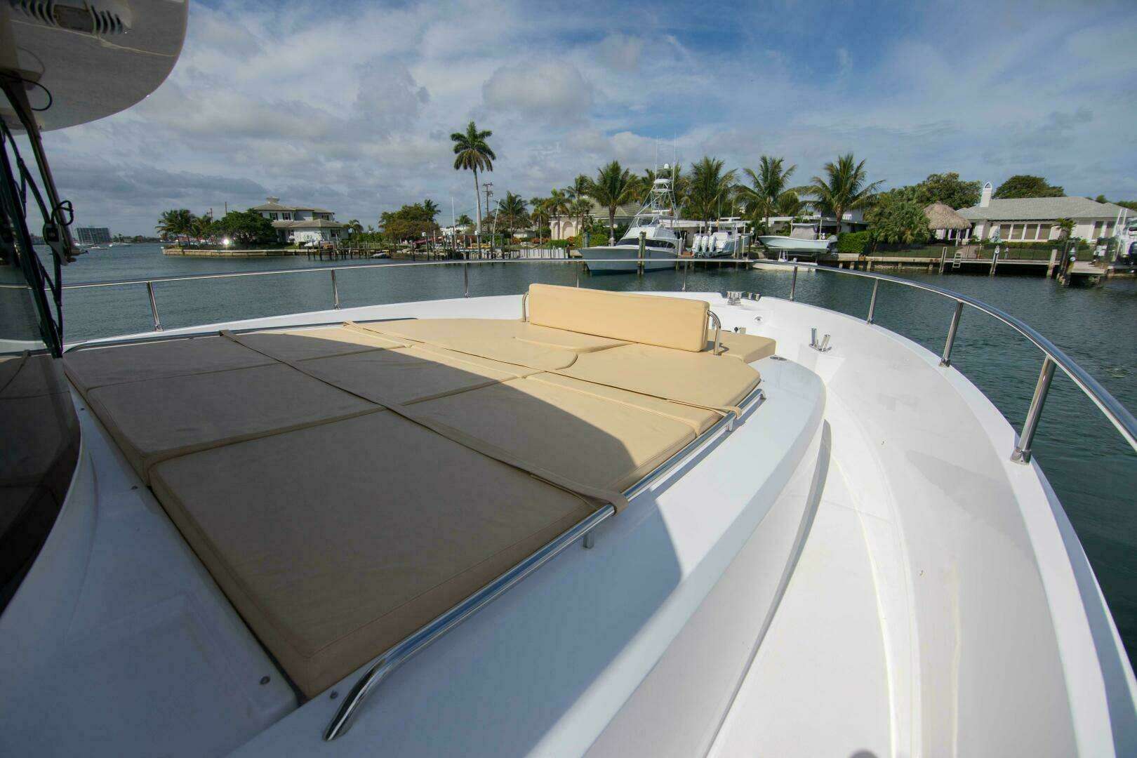 2019 Sundeck Yachts 580 Sport - Image 80