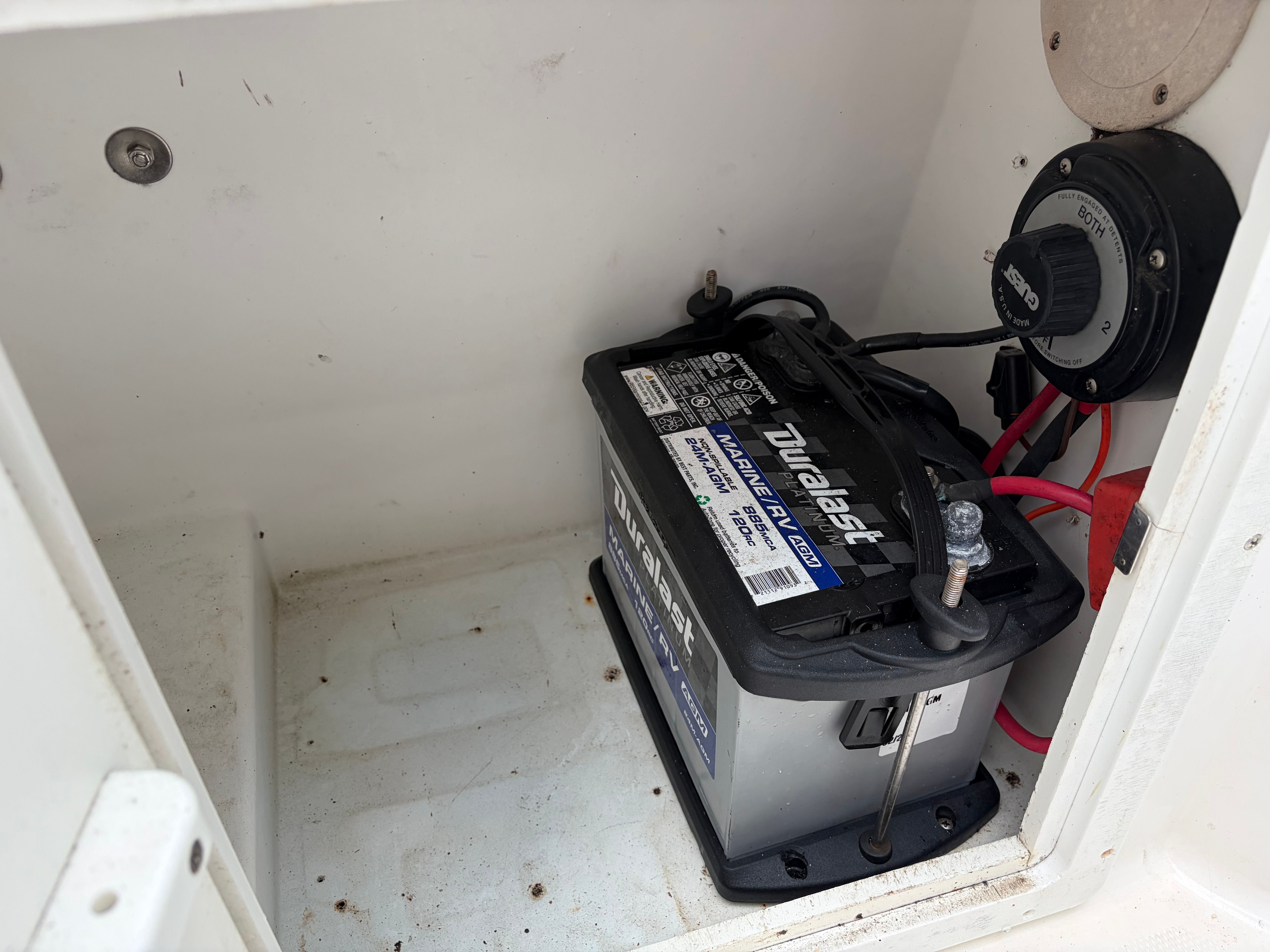2001 Cobia 214 Center Console - 12