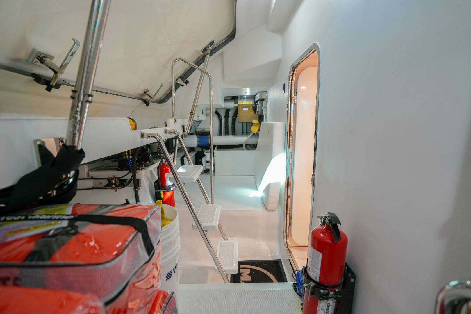 2025 Marlow Explorer 70E-CB - Image 54