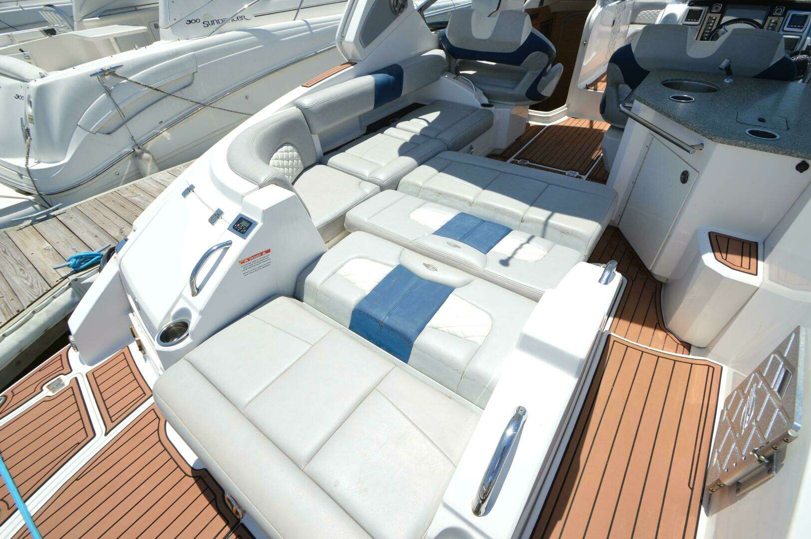 2013 Chaparral 327 SSX - Image 9