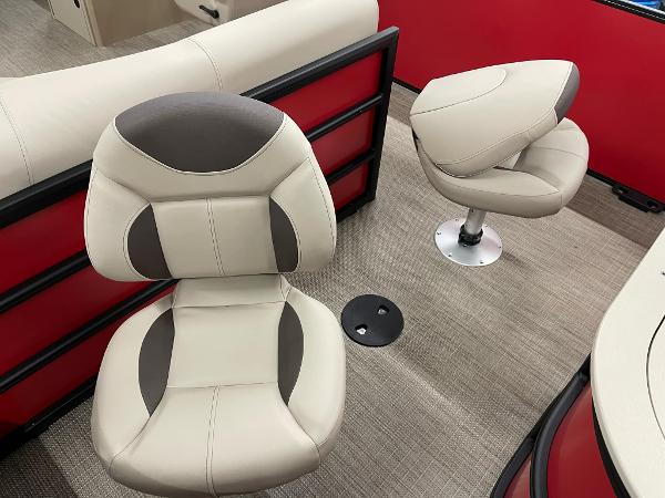 2025 Bentley Pontoons 200 Fish-N-Cruise interior with beige and gray seating.