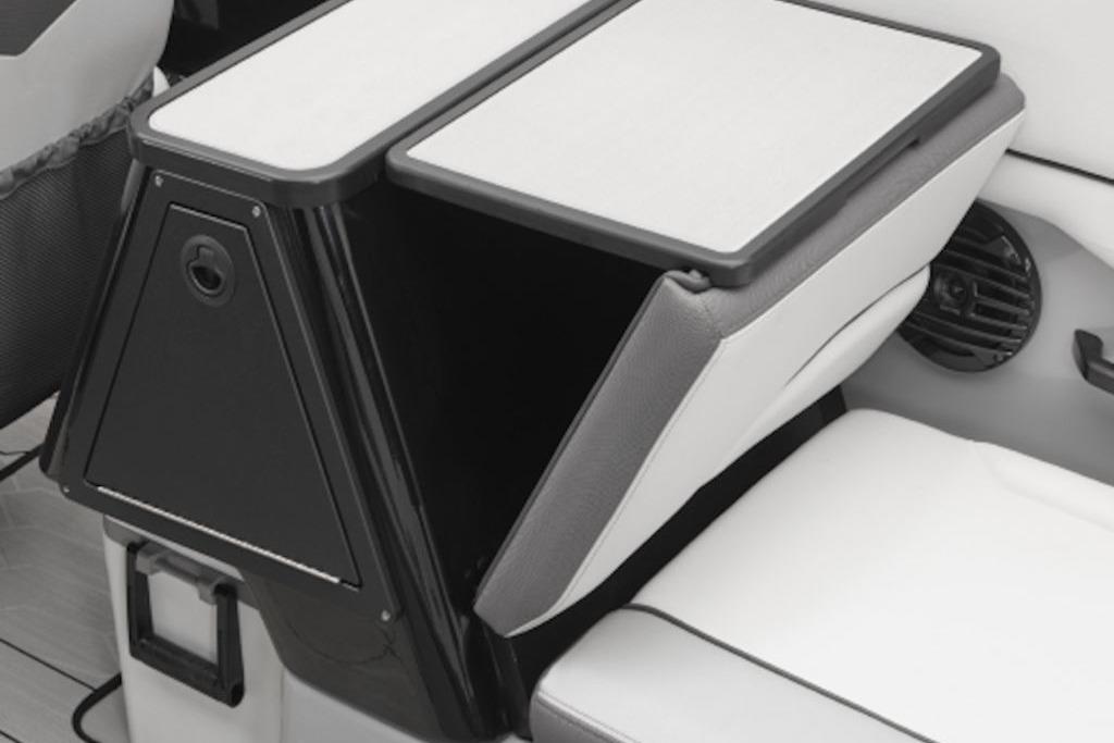 2025 Yamaha Boats 252XE interior storage compartment with sleek design and modern features.