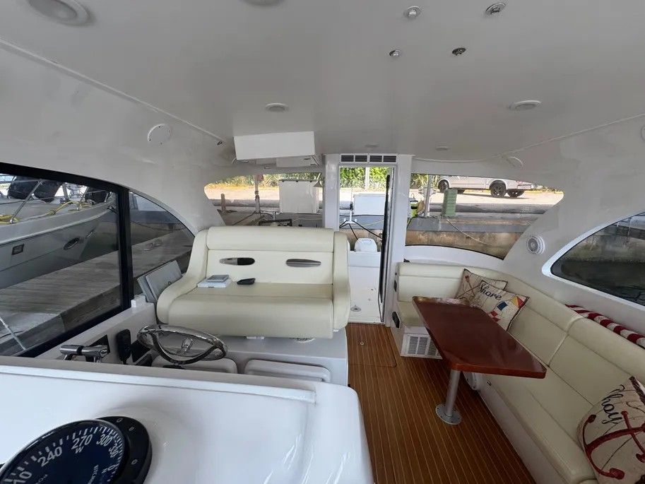 2012 Intrepid 475 - 9