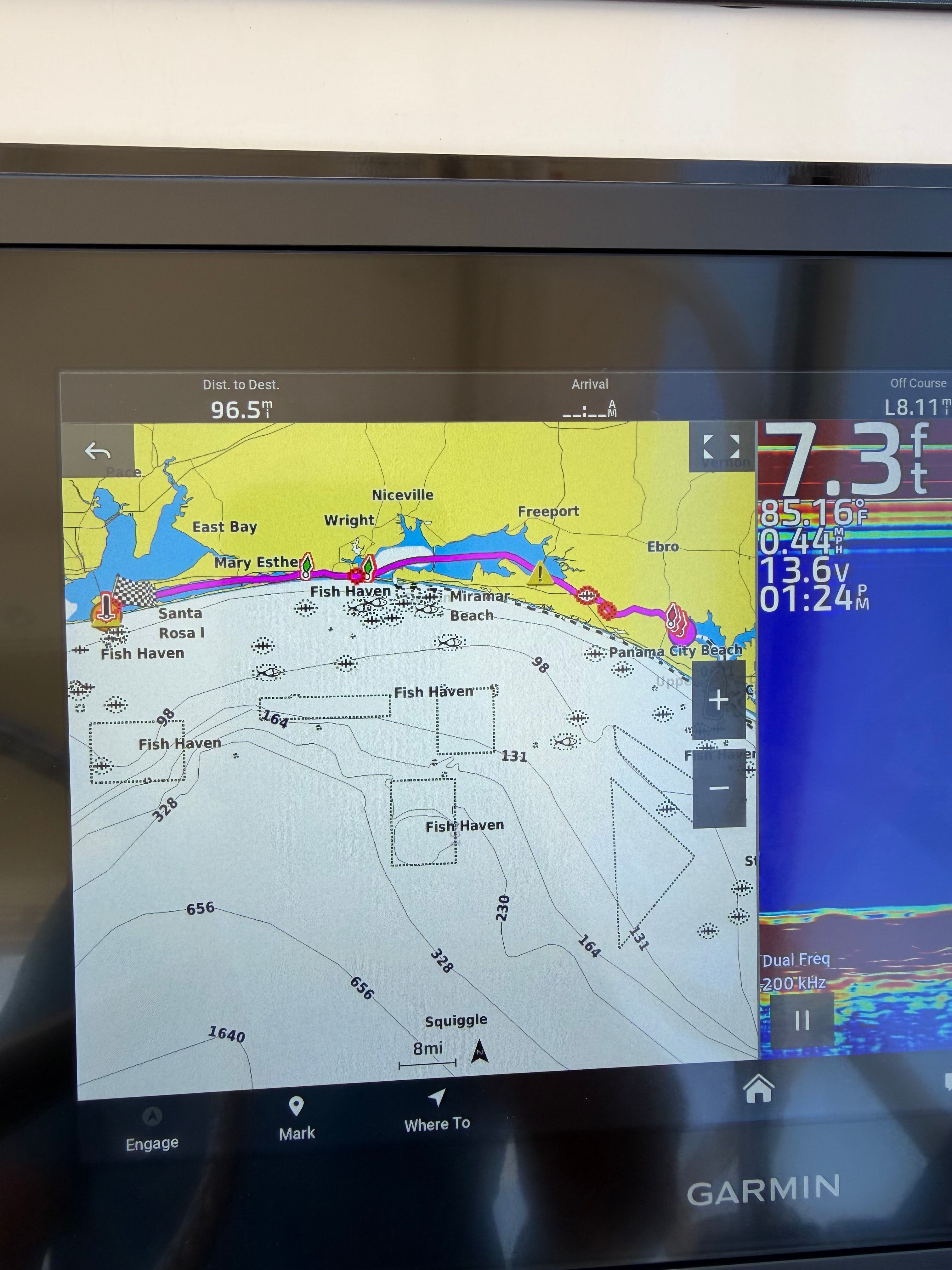 Chartplotter on a 2015 Grady-White Freedom 275 boat.