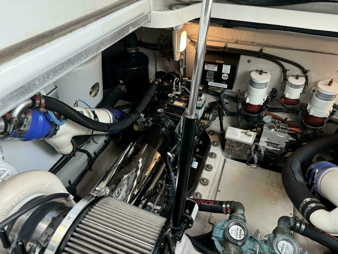 2016 Sea Ray 470 Sundancer - Image 40
