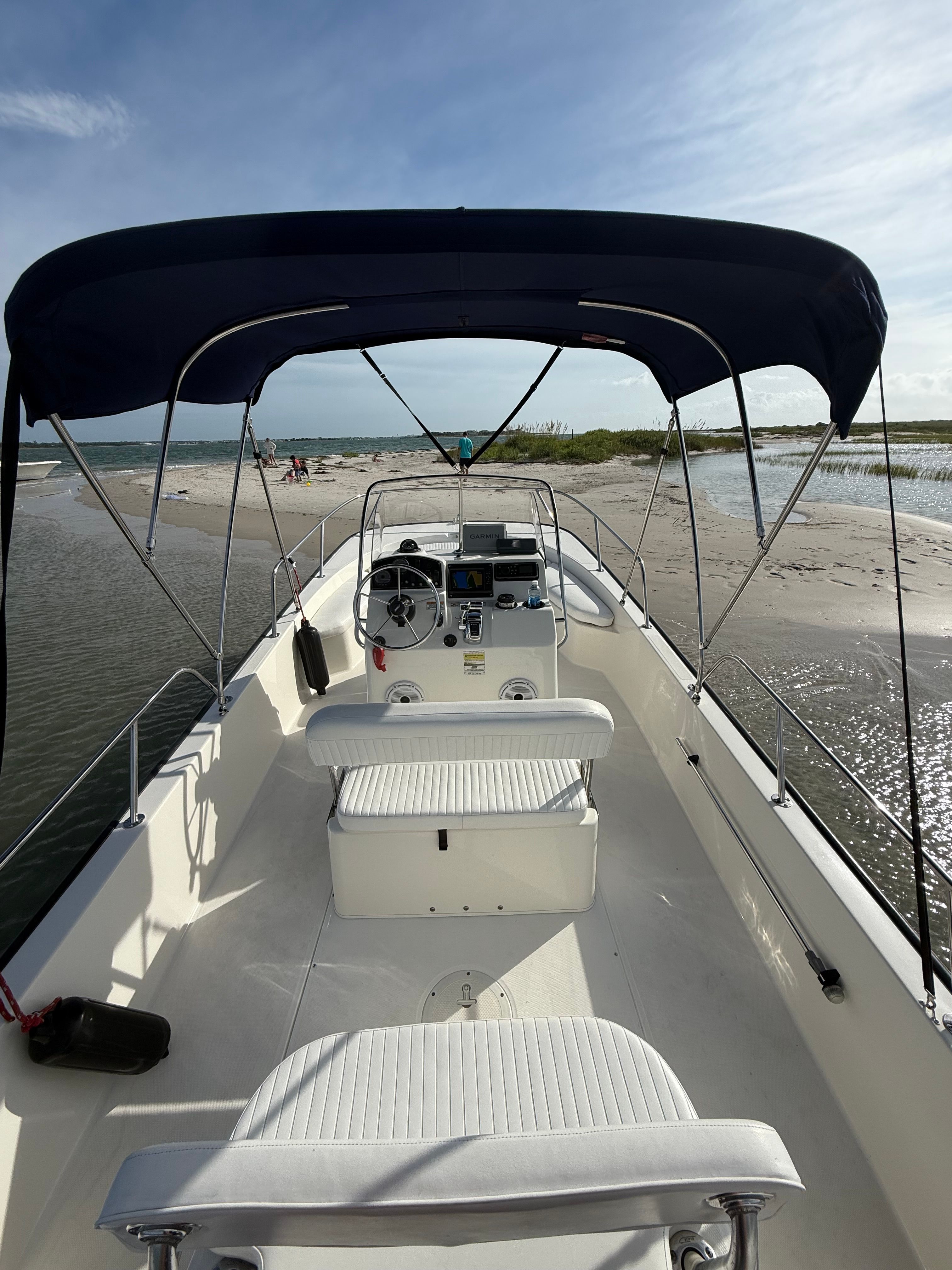 2009 Boston Whaler 190 Montauk - 16