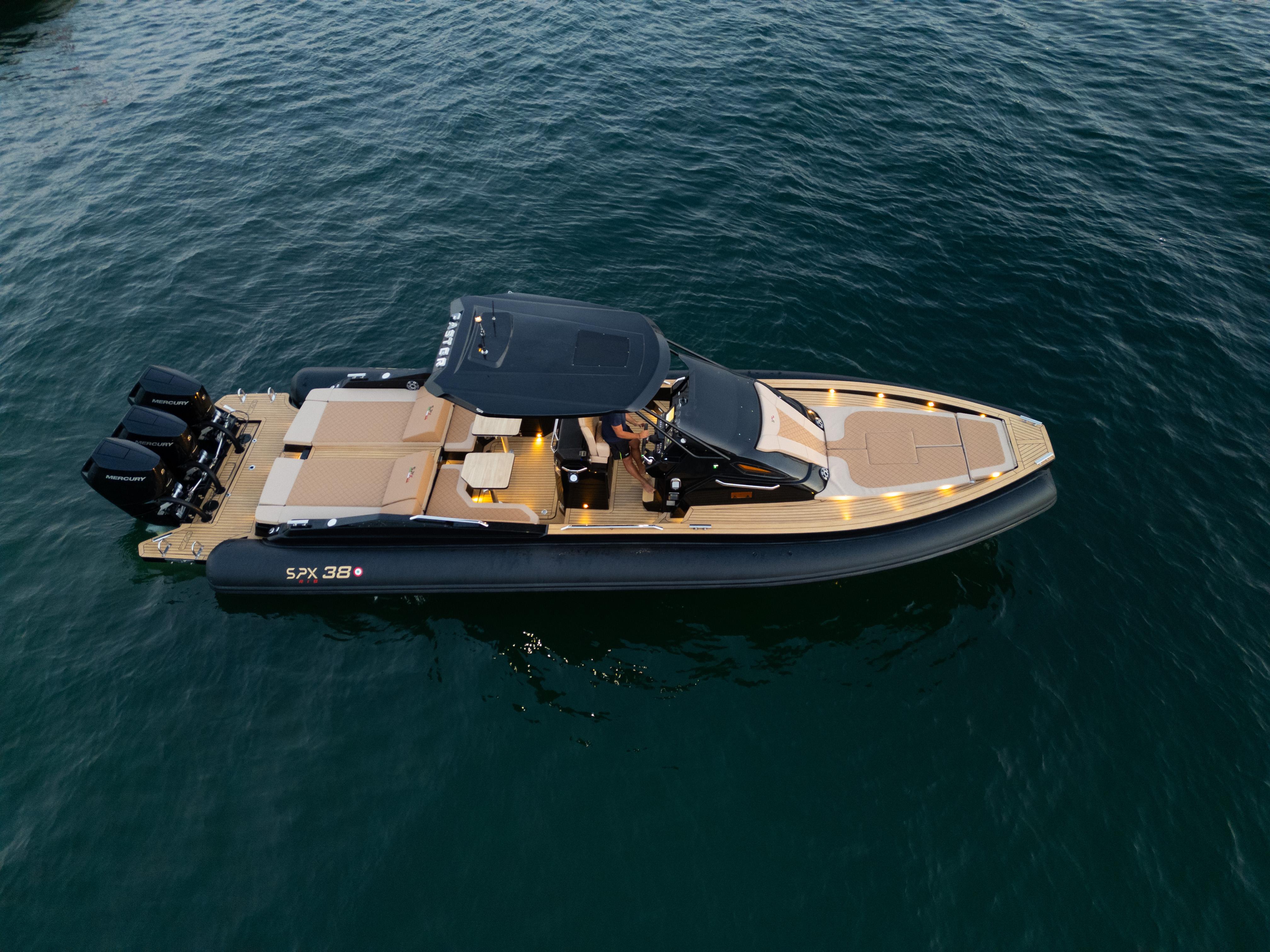 2026 SPX RIB 38 Sport