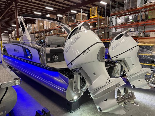 2026 Tahoe 2585 Grand Tahoe LTD Twin Quad Lounger Shift - 11