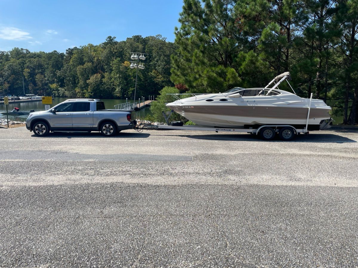 2001 Regal 2550 LSC - 2