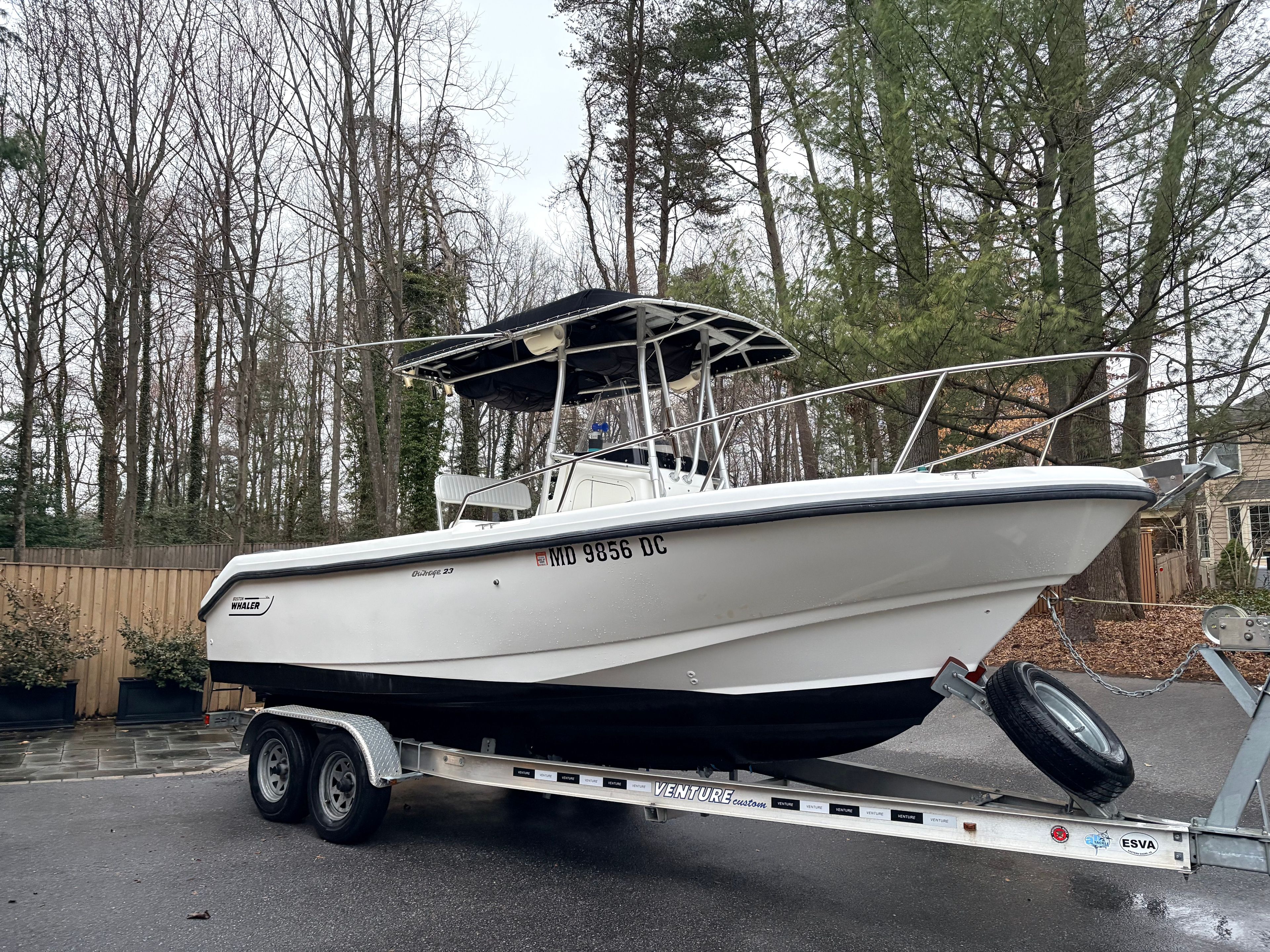 1999 Boston Whaler 230 Outrage