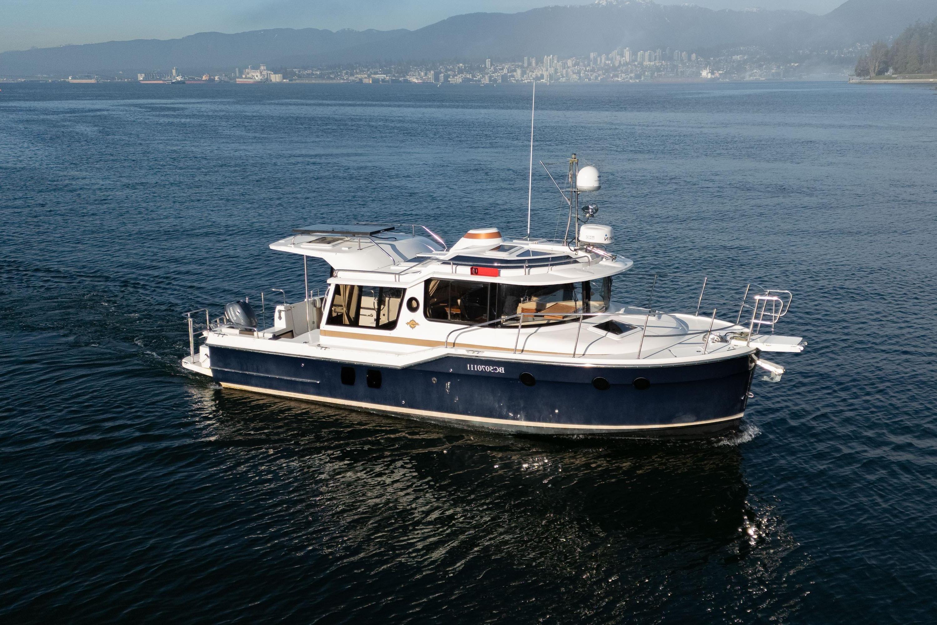 2016 Ranger Tugs R-29