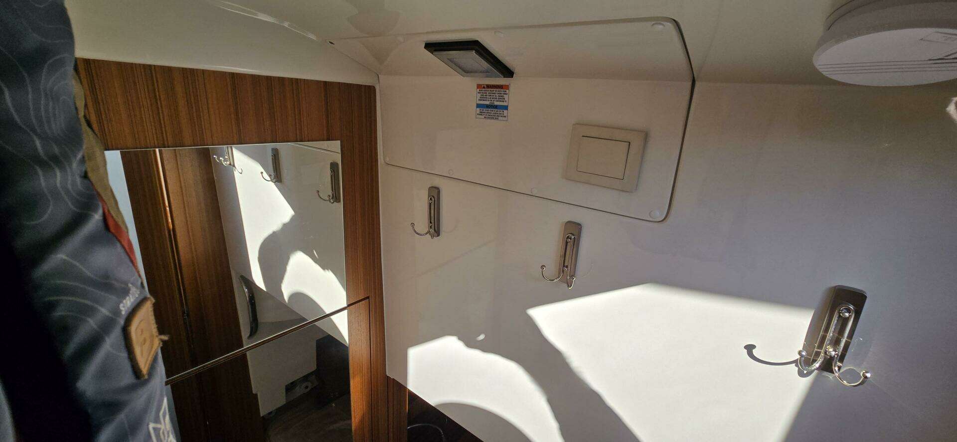 2025 Marex 310 Suncruiser - Image 23