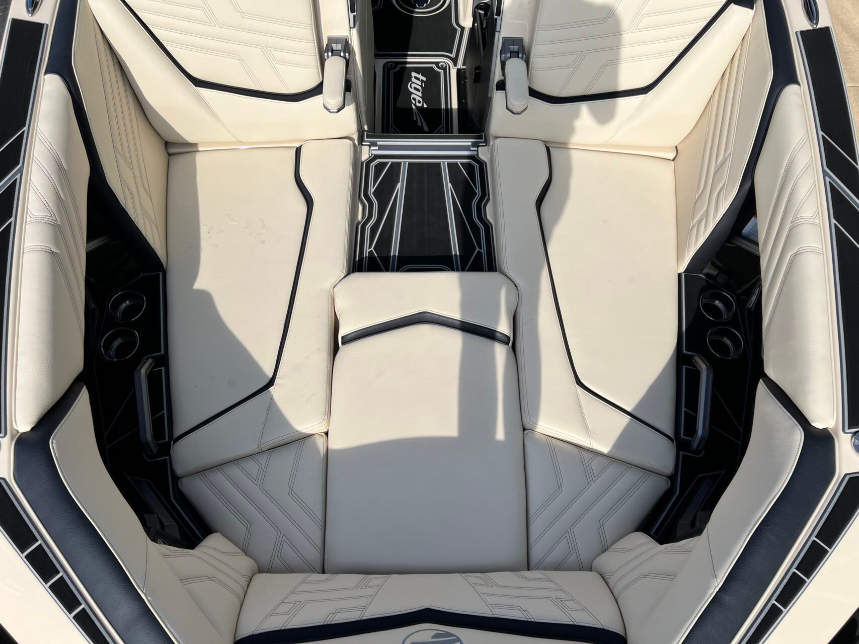 2026 Tigé Ultré 25ZX - 36