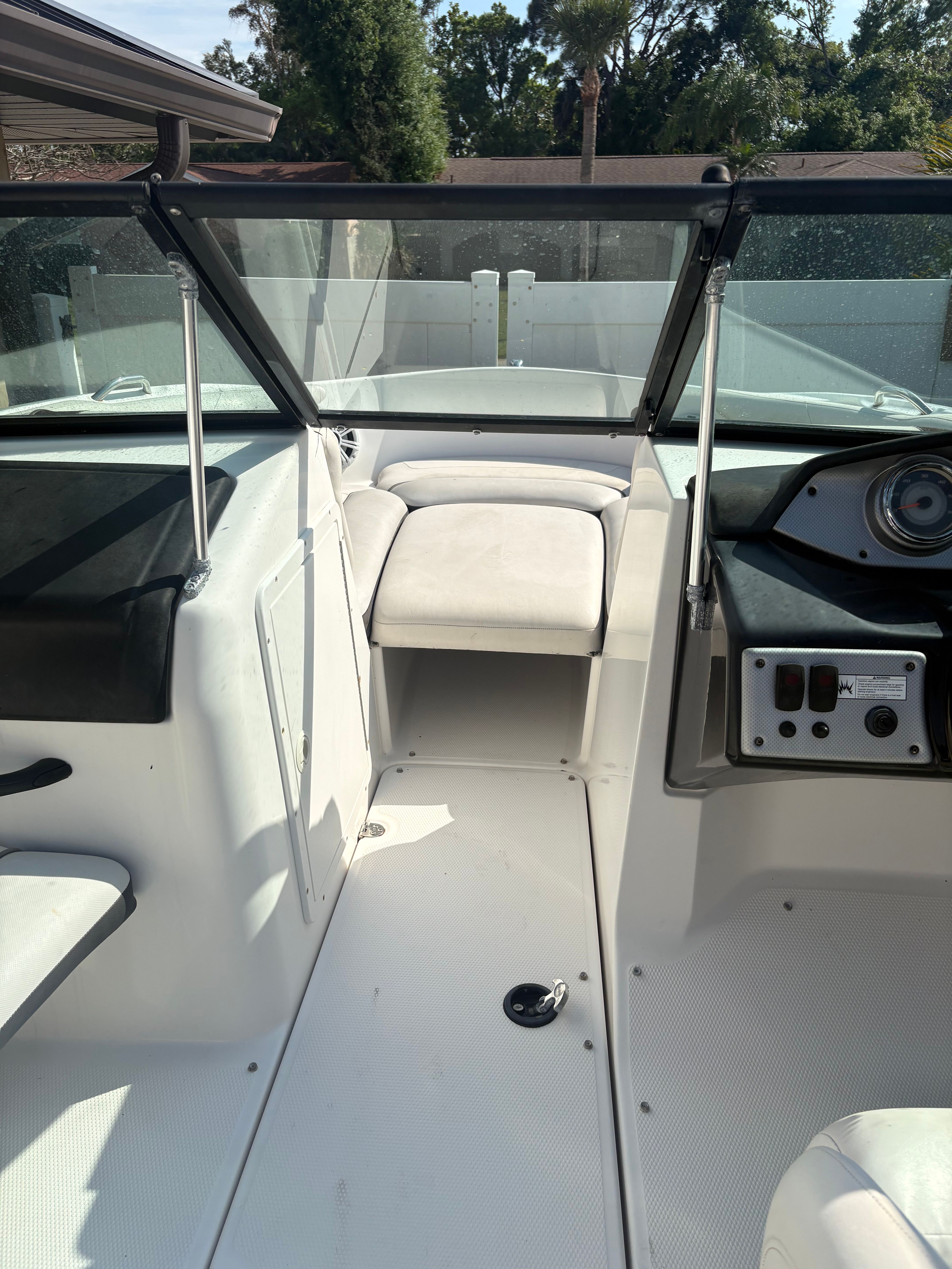 2013 Yamaha Boats AR192 - 15