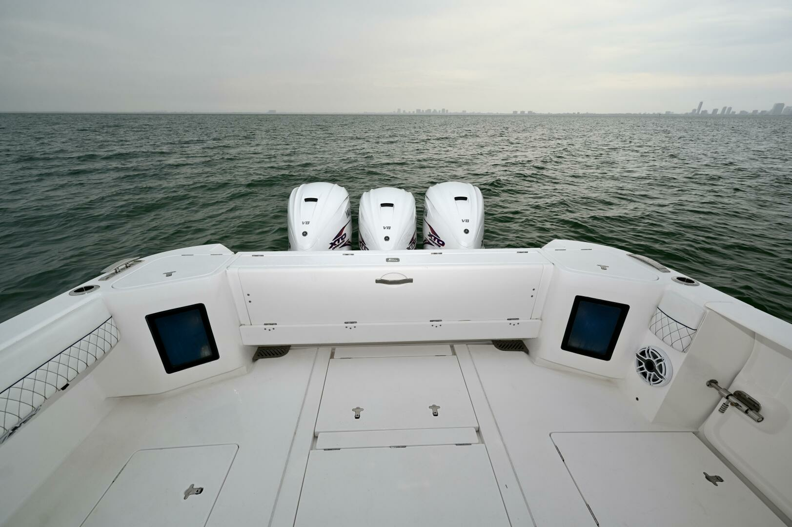 2021 Intrepid 438 Evolution - Image 7