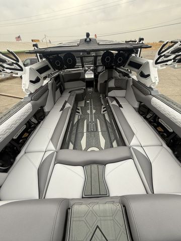 2026 Centurion Ri265 - 17