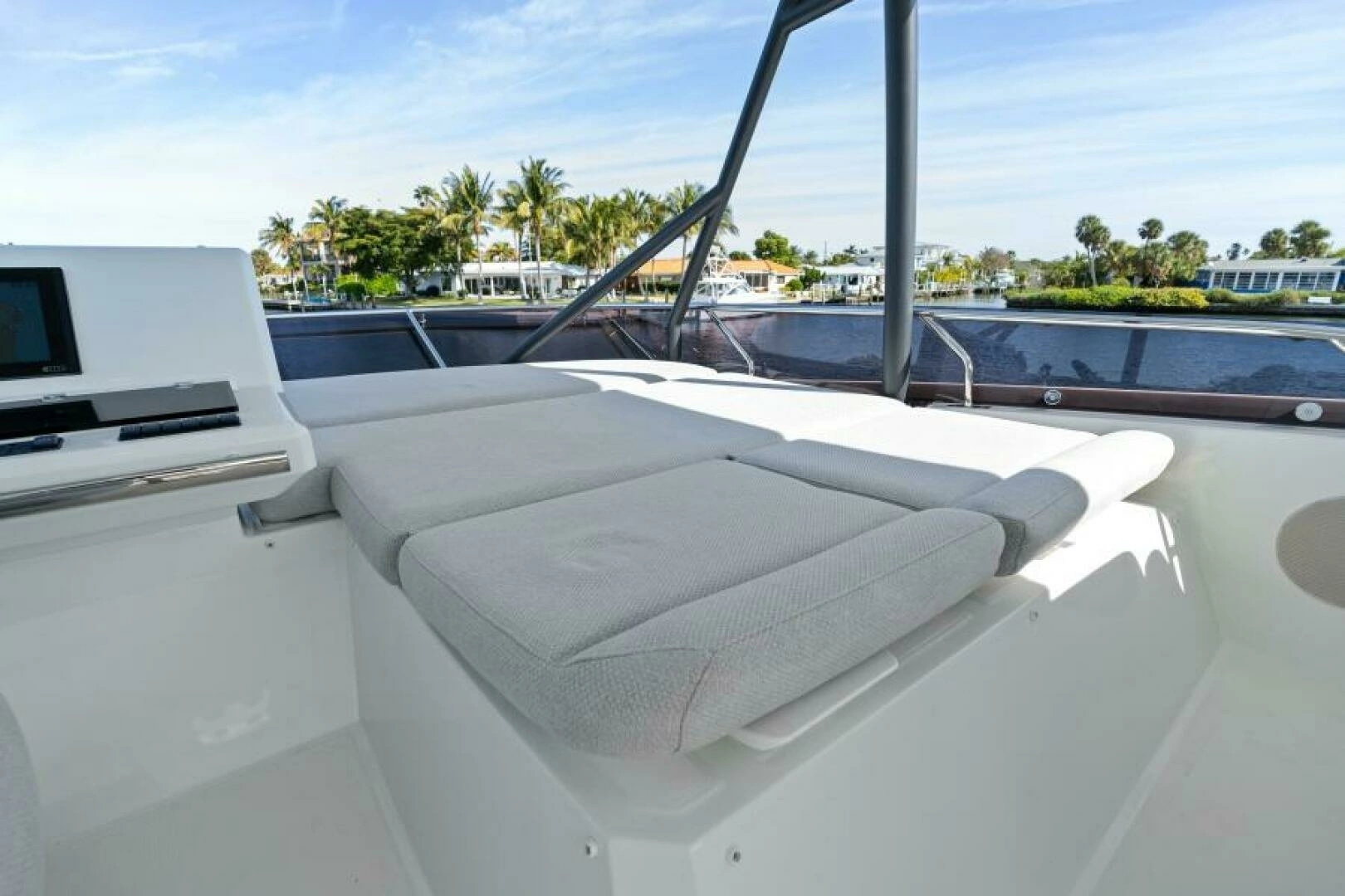 2020 Prestige 520 Flybridge - Image 52