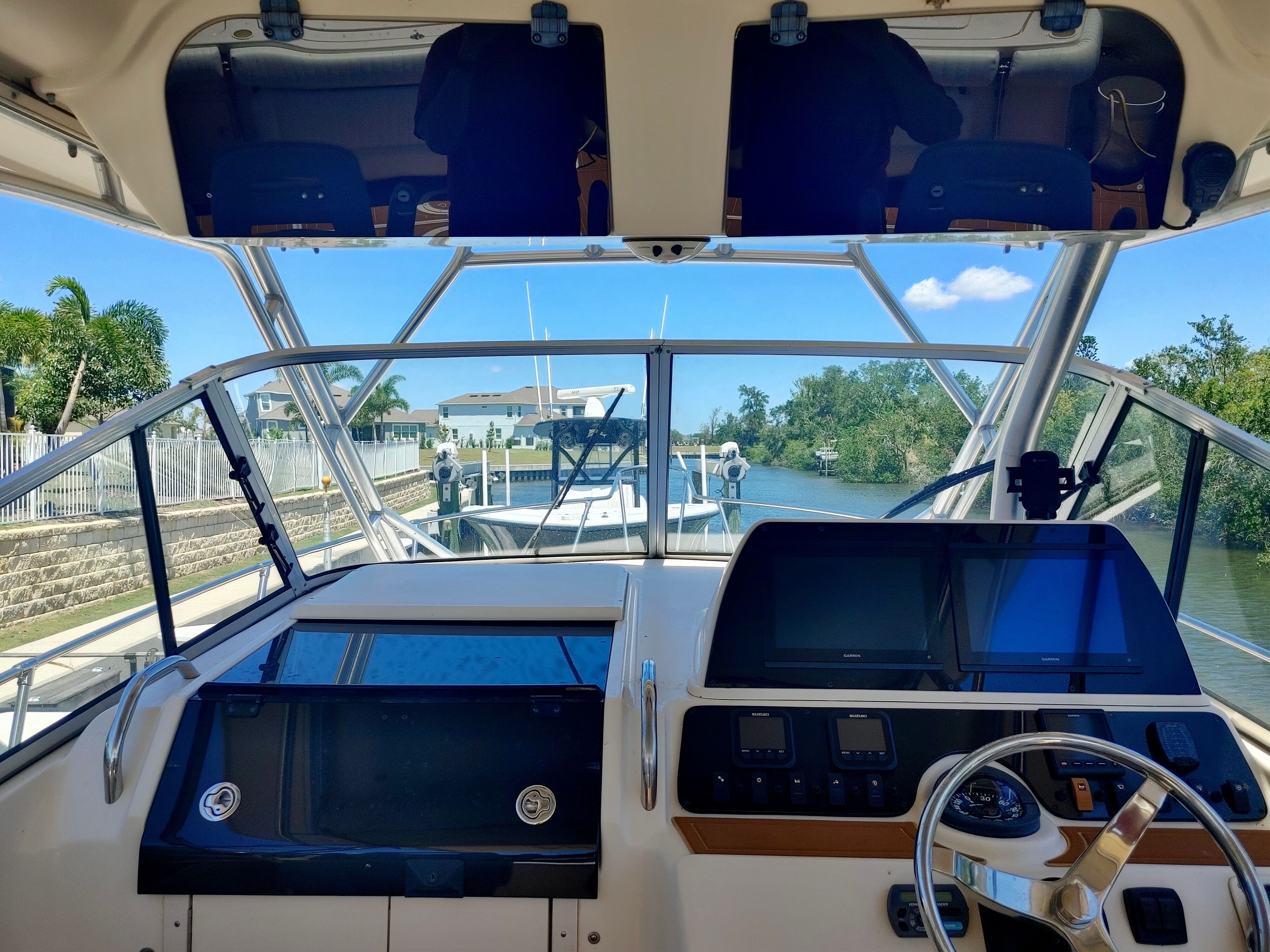 2006 Grady-White Marlin 300 - 12
