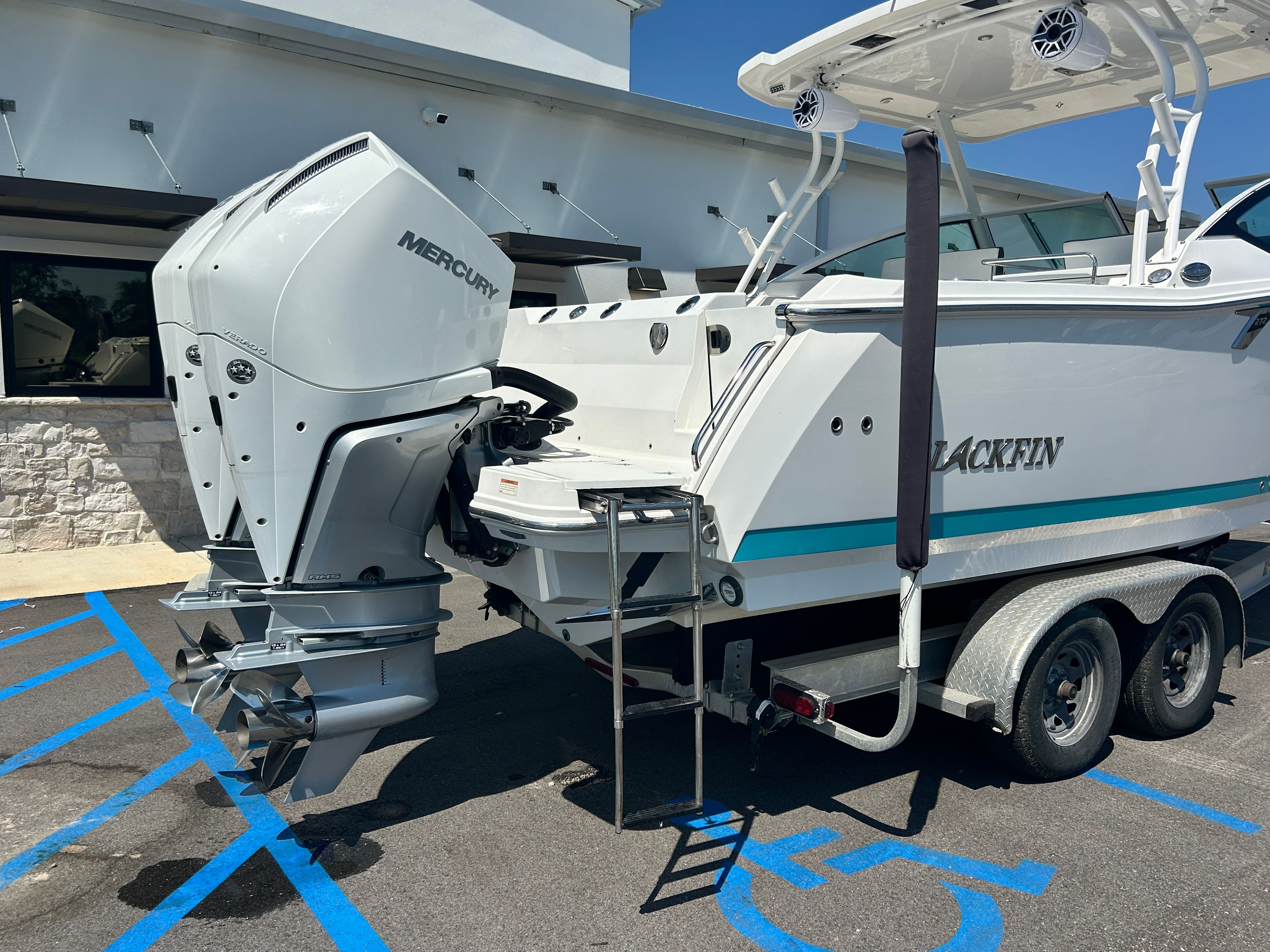 2019 Blackfin 272 DC - 9