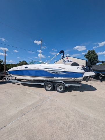 2004 Monterey 248 Ls