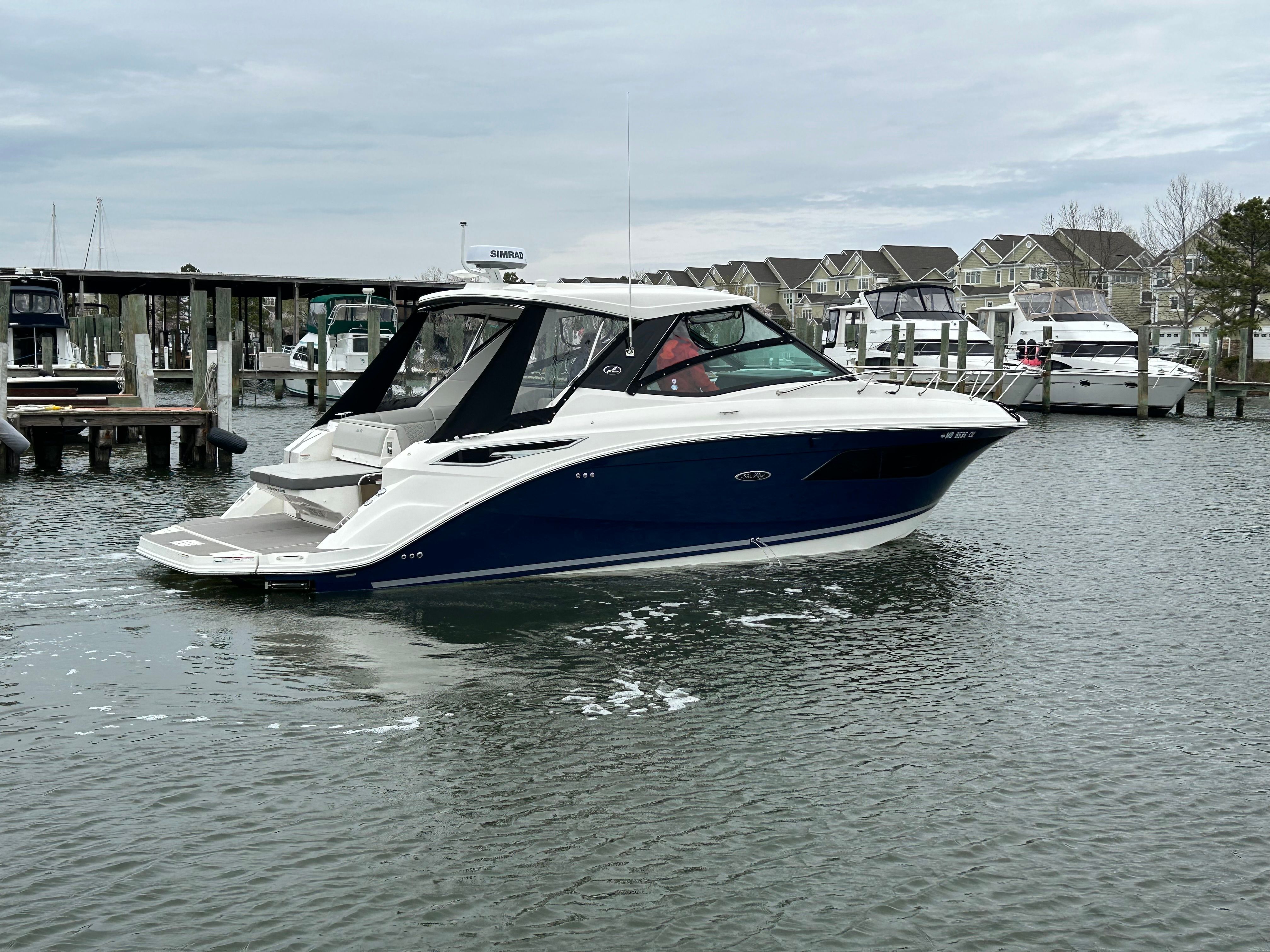 2024 Sea Ray Sundancer 320