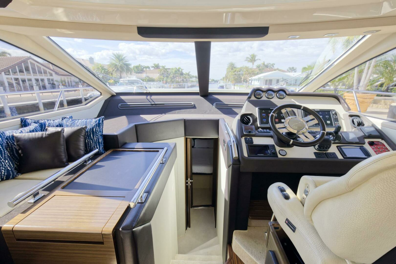 2013 Azimut 55S - Image 20