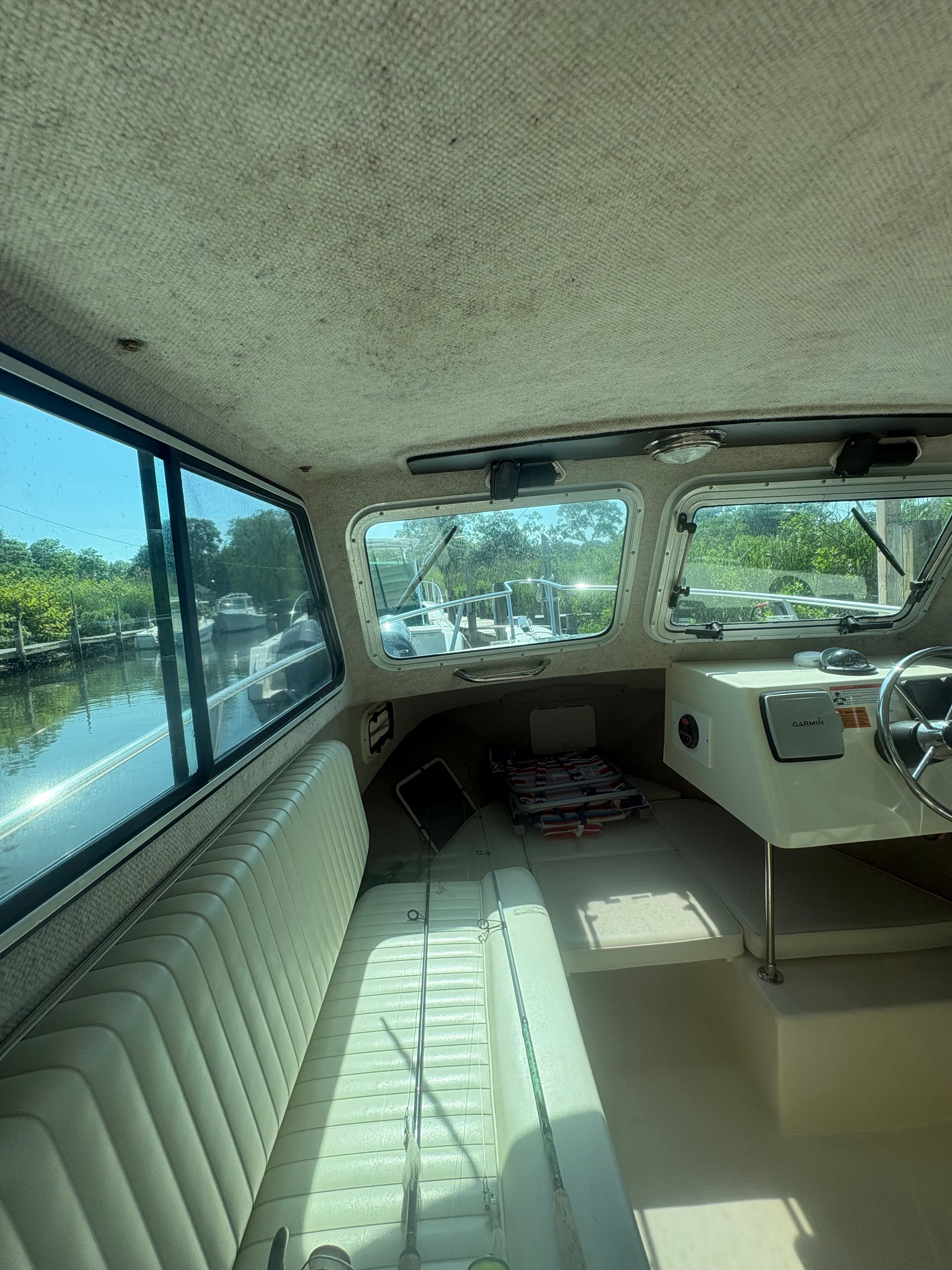 2008 Parker 2120 Sport Cabin - 5