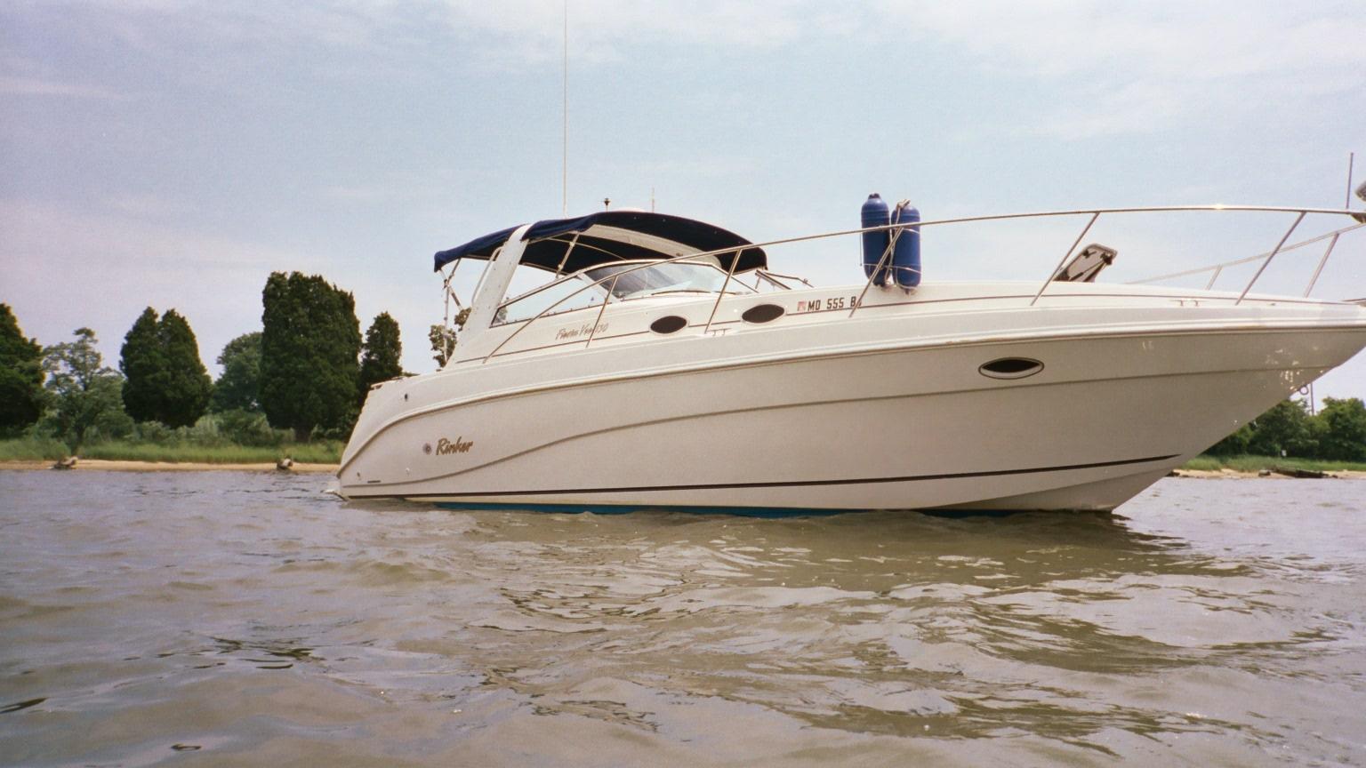 2000 Rinker Fiesta Vee 330 - 7