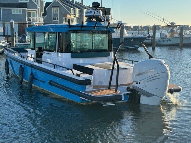 2023 Axopar 28 Cabin - 2