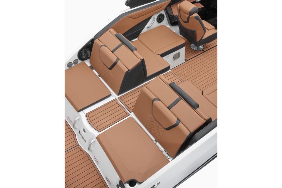 Manufacturer Provided Image: 2026 Yamaha Boats 222SE interior with tan seating and sleek design.