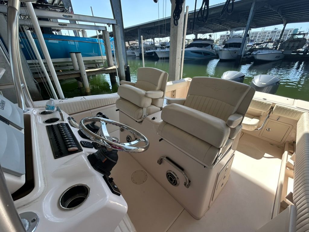 2014 Grady-White Canyon 306 - 7