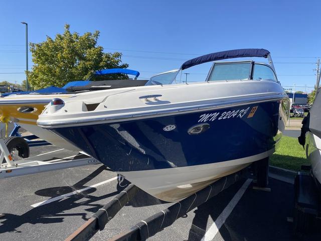 2007 Sea Ray 230 Select - 2