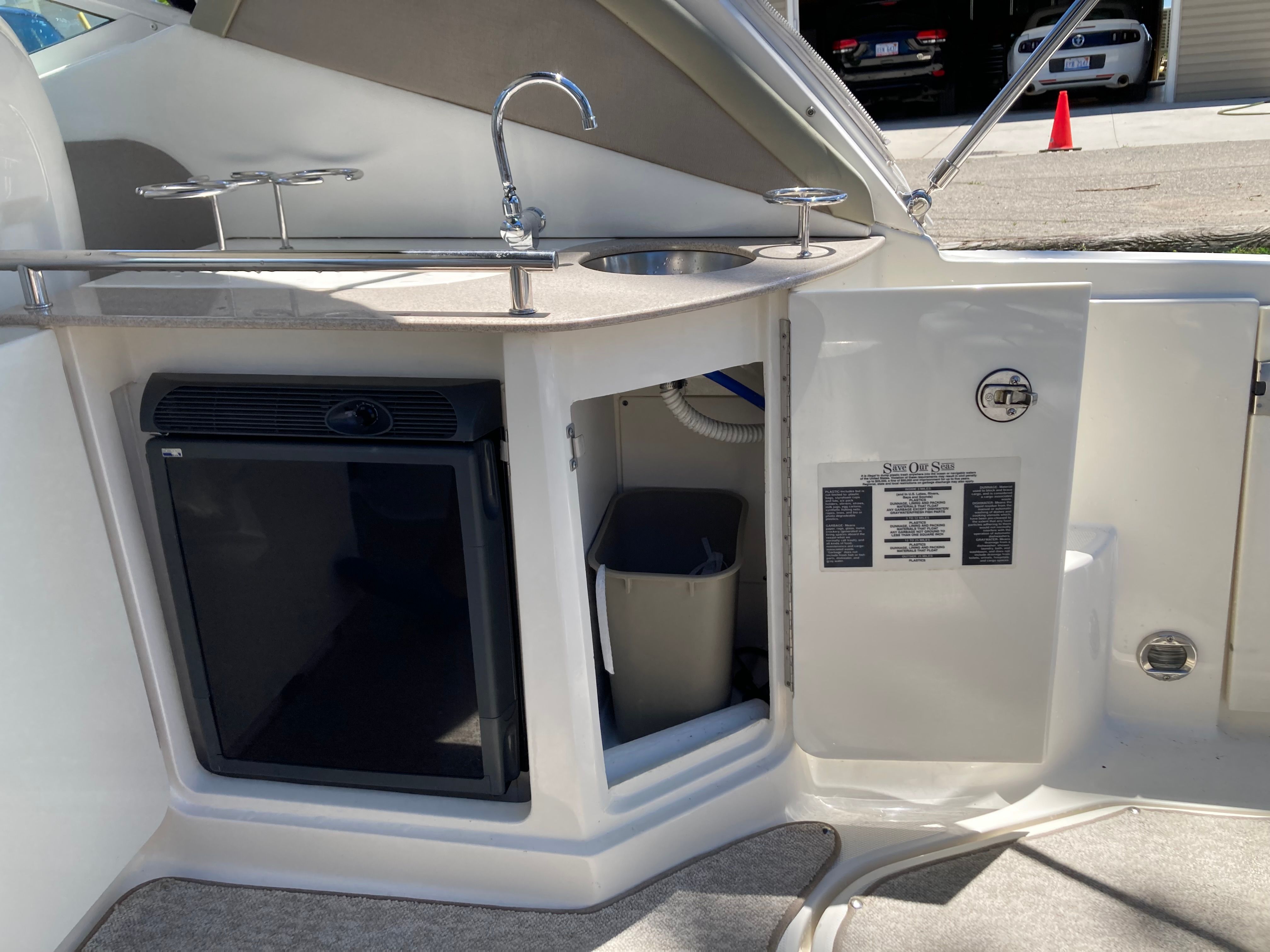 2006 Sea Ray 290 Sundancer - 11