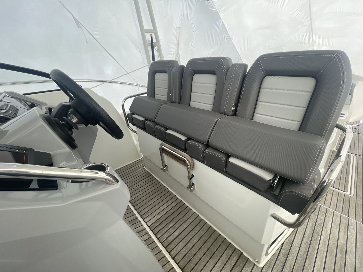 2019 Jeanneau 10.5 - Image 12